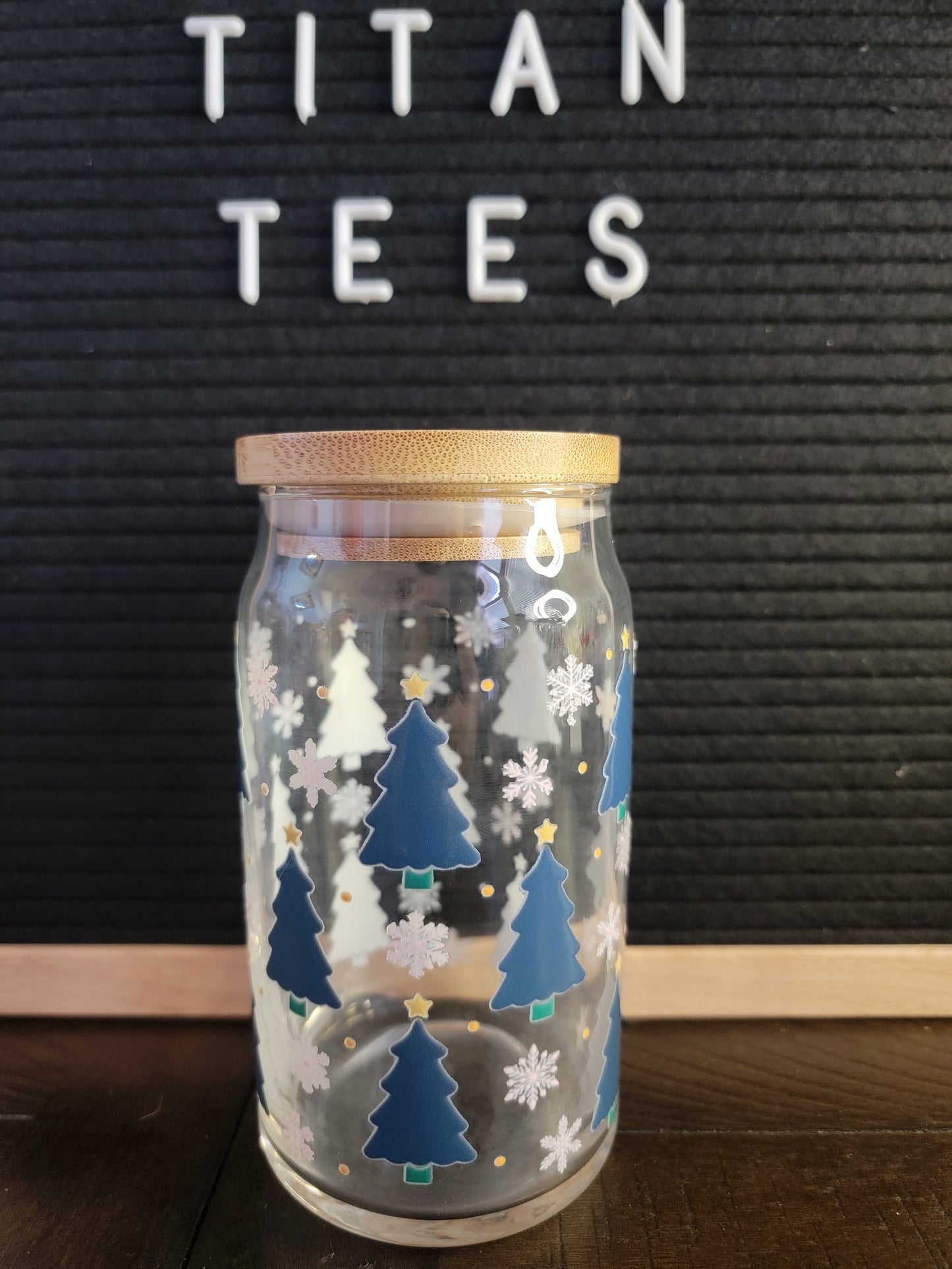 blue christmas trees 16 oz glass can